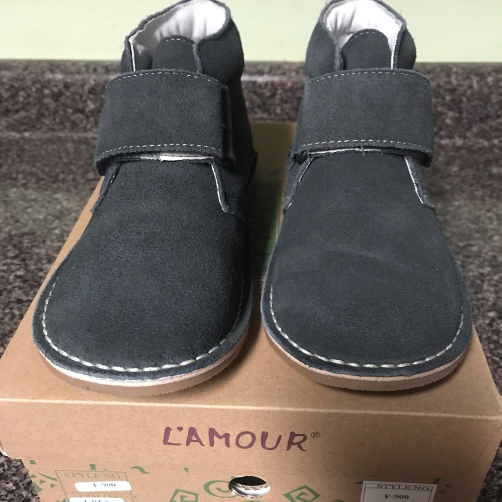 L’AMOUR boys shoes size 13